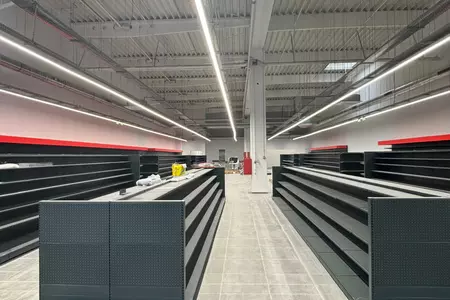 Maxi Pet Militari Fit-Out, București