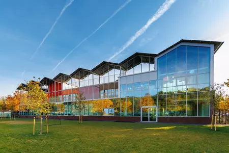 Cambridge School of Bucharest - Cloud Building