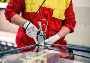 PRIME GLASS WORKING SRL