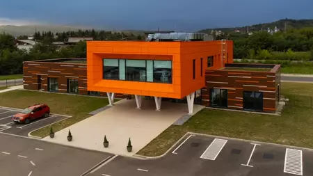 Clădirea de birouri nZEB OFFICE Comănești, jud. Bacău