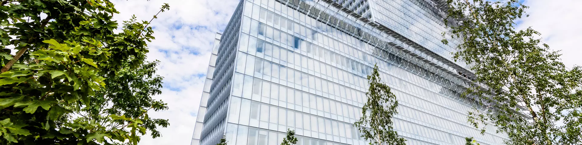 Inovație arhitecturală. Clădiri simbol din întreaga lume proiectate cu sticlă de înaltă performanță de la Saint-Gobain