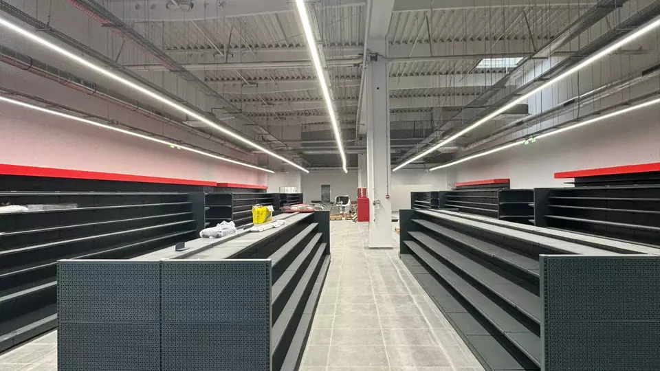 Maxi Pet Militari Fit-Out, București