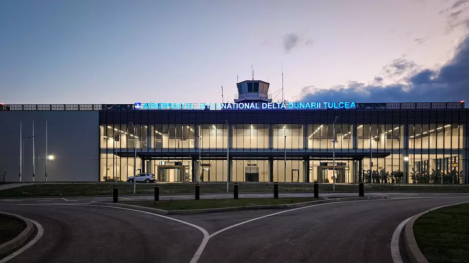 Aeroportul Internațional Delta Dunării, Tulcea